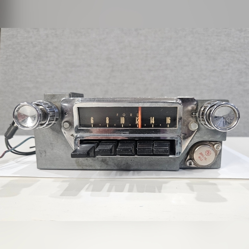 1964 1965 FORD MUSTANG FACTORY ORIGINAL AM RADIO FoMoCo. Classic Car, Muscle Car